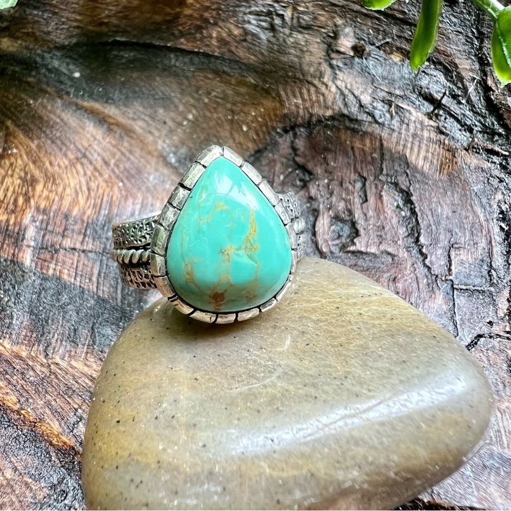 💥💯Hand Crafted Turquoise Silver Ring